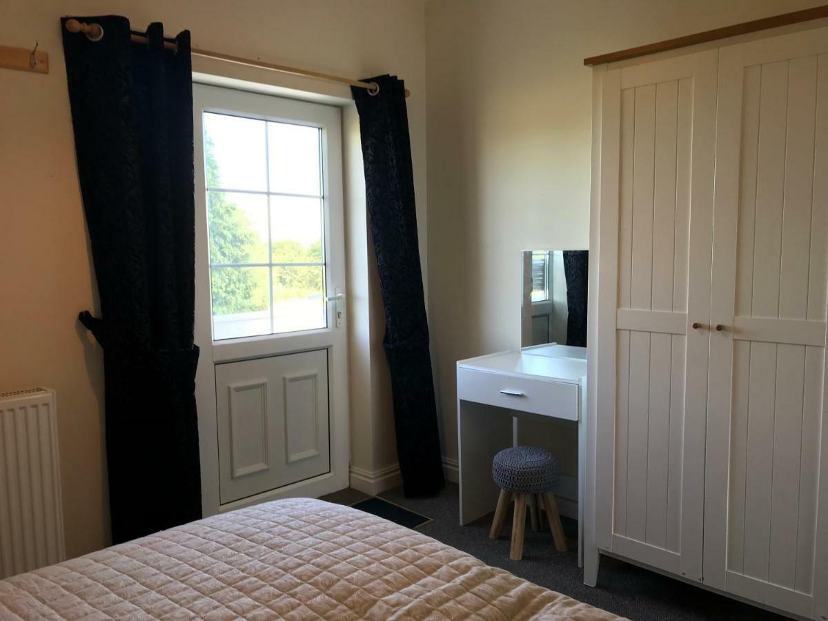 Appartement Moorhouse Farm Flat à Telford Extérieur photo